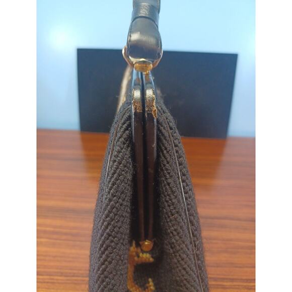 Vintage Needlepoint Embroidery Floral/Flowers Purse Handbag Top Clasp W/Receipt - Picture 7 of 14